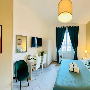 Girasole Viii 2*, Roma Italia