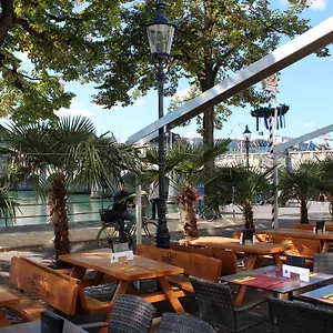 *** Hotel East West Suiza
