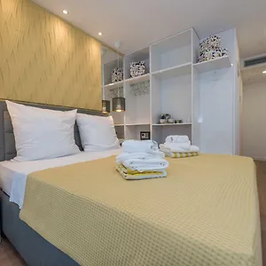 https://gallery-rooms.hotelinzadar.com